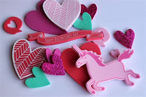 STICKER VALENTINES FOR KIDS (FREE PRINTABLE)