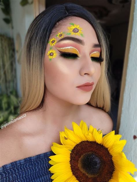 Maquillaje inspirado en girasol 🌻🌻 makeupsunflower #makeup #girasol #sunflower #sunflowers #art ...