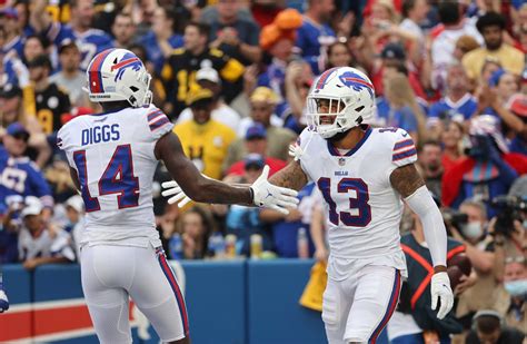 Predicting the 2022 stats for the Buffalo Bills wide receivers