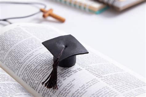 Top Accredited Online Bible College Programs - Accredited Online Colleges