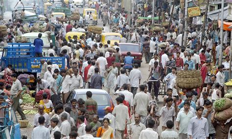 Delhi's population growth slowed in past decade, census finds | Daily ...