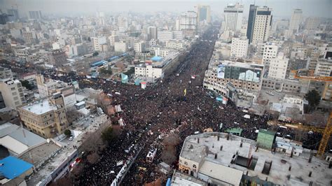 Mourners Throng Iran’s Streets for Suleimani Funeral Marches - The New York Times