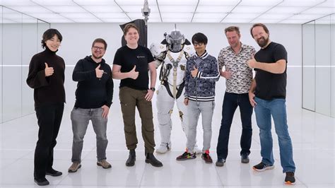 Hideo Kojima meets the Guerrilla Games team sparking questions over a possible The Game Awards ...