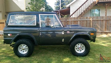 1972 Ford Bronco 4X4 Sport Early Bronco 302 V8 WORLDWIDE NO RESERVE AUCTION