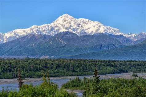 Anchorage To Denali | 13 Incredible Stops To Make On The Way