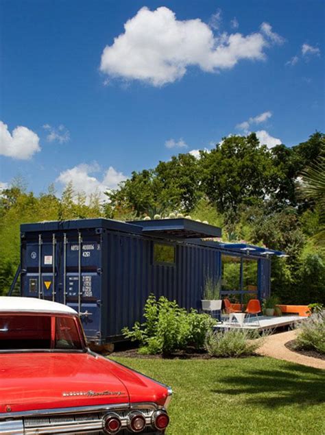 Container Guest House by Poteet Architects