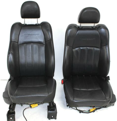 2011 Chrysler 300 Front Driver & Passenger Side Leather Seats Black