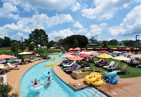 Kingsmill Resort Pool: Pictures & Reviews - Tripadvisor