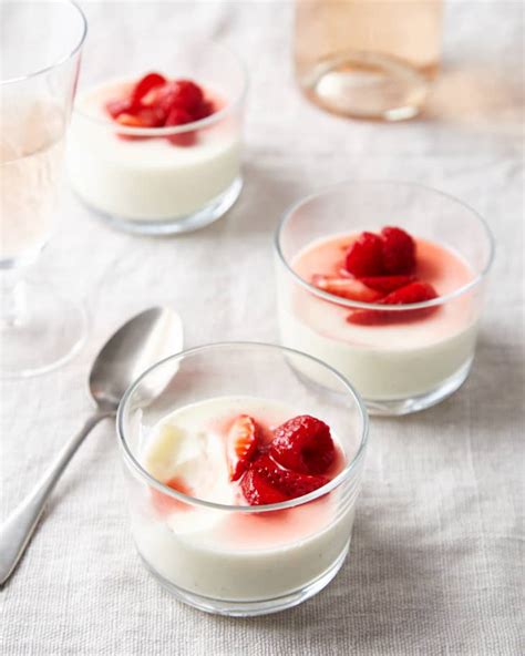 Greek Yogurt Panna Cotta - Love Letter | The Kitchn