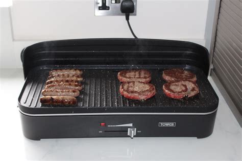 Tower T14028 Indoor/Outdoor Electric Barbecue Grill Review | Trusted ...