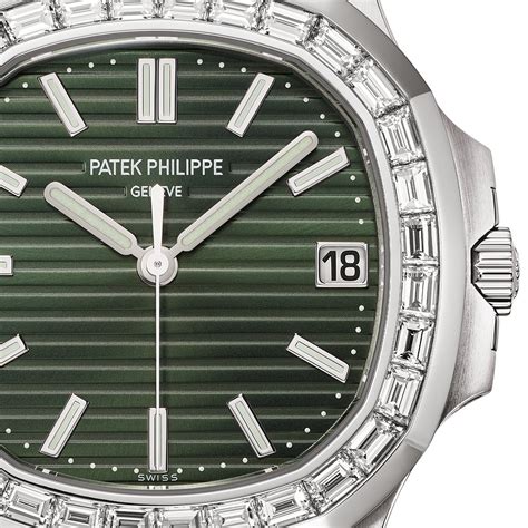 ᐉ Patek Philippe 5711/1300A Nautilus Olive Green Dial Diamond Bezel ...