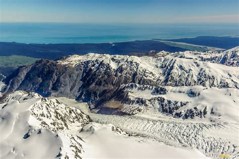 You Need To Take This Air Safari Over Aoraki National Park