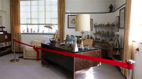 Walt Disney's original office restored to reflect 1966 details - ABC13 ...