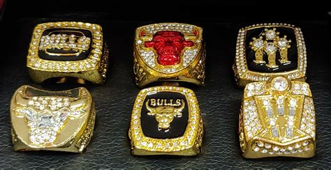 NBA Chicago Bulls 6 Championship Ring Set | Property Room