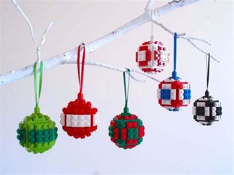 LEGO Christmas Ornaments – Game of Bricks