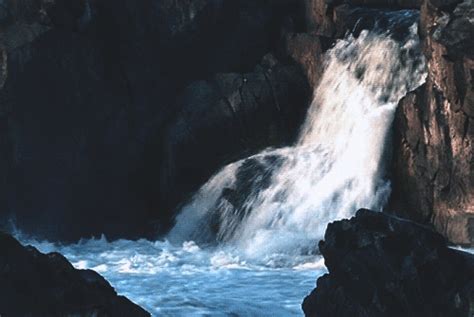 Waterfall gif - klopaspen