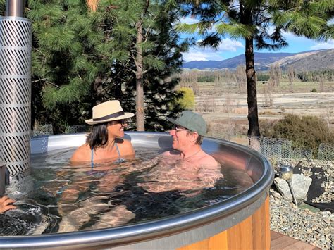 It's a Hot Tub Party!! | Oasis Yurt Lodge