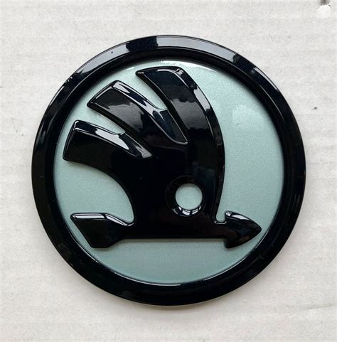 GENUINE SKODA ENYAQ FRONT EMBLEM BLACK SILVER ARCTIC 5LA853621 F7B