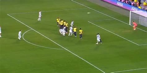 WATCH: Lionel Messi pulls out stunning free kick to rescue Argentina ...