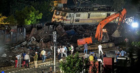 India Train Crash: 3 Railway Workers Arrested - The New York Times