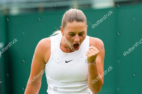 Marta Kostyuk During Her First Round Editorial Stock Photo - Stock ...