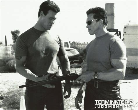 Arnold and his stunt double Peter Kent 1990 | Arnold schwarzenegger, Schwarzenegger, Arnold ...