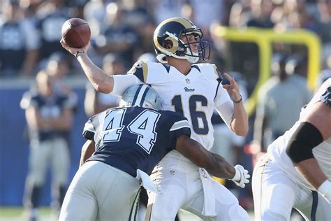 Los Angeles Rams QB Jared Goff Sidelined At Halftime Due To Injury ...