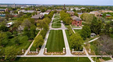 Campus Visits | College of Agricultural Sciences and Natural Resources ...