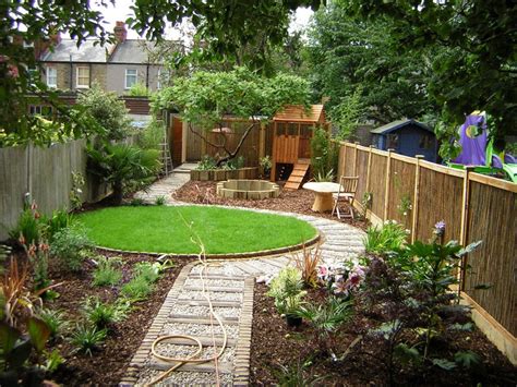 Garden design ideas long narrow gardens | Hawk Haven