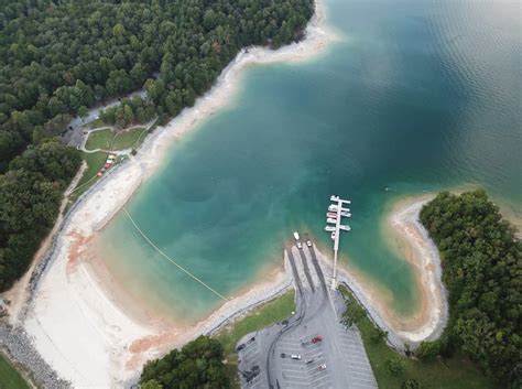 Lake Jocassee: The Clearest Lake In South Carolina Is Almost Too Beautiful To Be Real