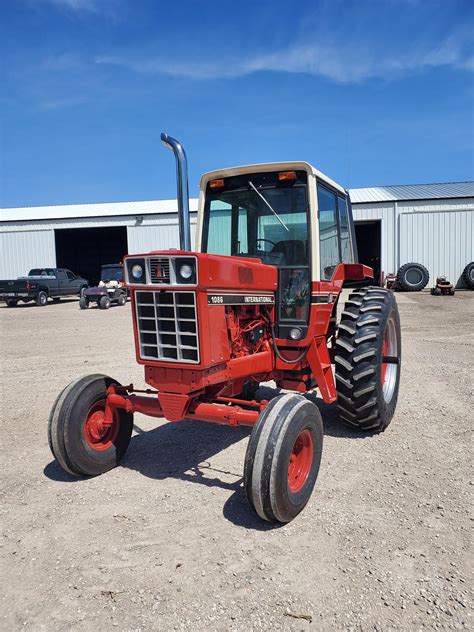 1981 INTERNATIONAL 1086 For Sale In Wesley, Iowa | TractorHouse.com