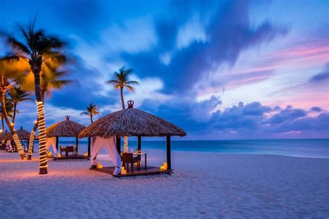 Sunsets & Sandy Toes: 9 On the Beach Dining Options in Aruba | Visit ...