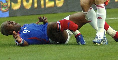 14 Gruesome Sports Injuries That Shocked Spectators