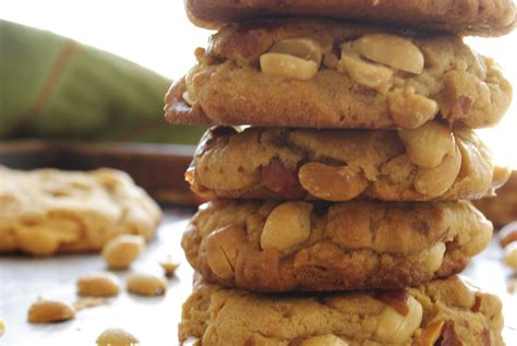 Roasted Peanut Peanut Butter Cookies - Garlic Girl