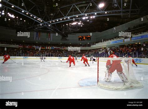 Ice Hockey - Winter Olympics - Nagano 1998 - Final Group B - USA v ...