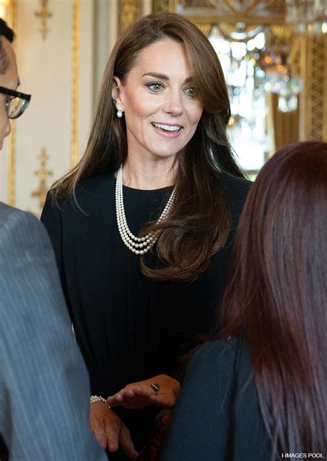 Kate Middleton wears Queen's Pearl Necklace To Luncheon