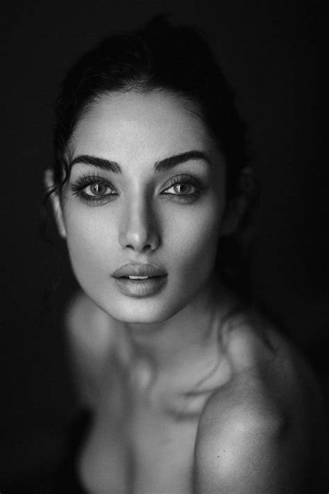 Фотограф Babak Fatholahi - Shademaneh #1716087. 35PHOTO | Black and white portraits, White ...