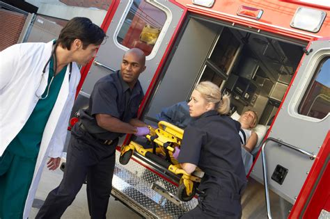 How to Become a Paramedic in Ontario? - Primary Care Paramedic