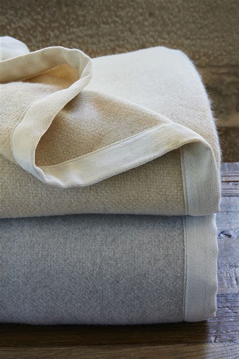 Hotel Luxury Collection - Italian Cashmere Blankets