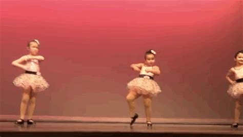 This Feisty Little Dancer Channeling Aretha Franklin Will Give You Life