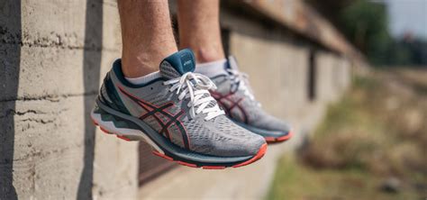 ASICS GEL-Kayano 26 vs. ASICS GEL-Kayano 27 - Sportshop.com