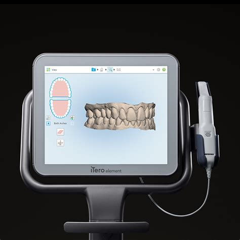 Touchstone Orthodontics Orthodontist using iTero Element Scanner Invisalign