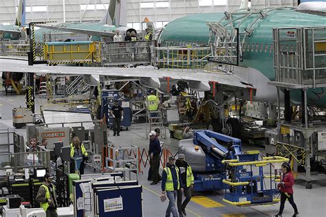 Boeing will reassign some Renton employees to Everett plant | HeraldNet.com