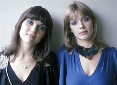 PAINLESS PANACHE: ANN & NANCY WILSON