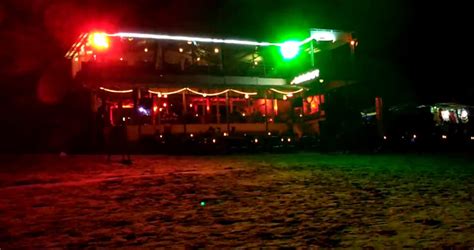 Looking For Best Beach In Goa For Nightlife - Luxury - Villa