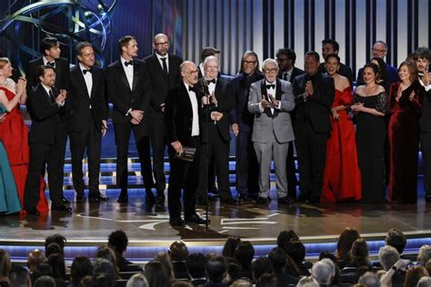 'The Bear' stars kiss after Emmy win for best comedy series - Los ...