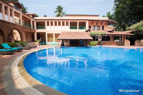 LEMON TREE AMARANTE BEACH RESORT, GOA - Updated 2022 (Candolim)