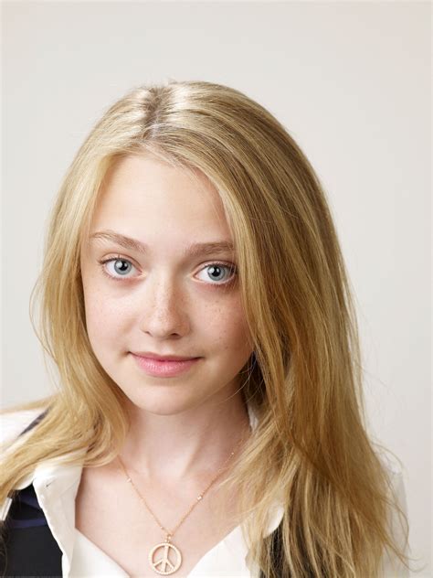 Dakota - Dakota Fanning Photo (3322090) - Fanpop