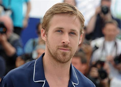 Ryan Gosling Admits The He’s a Fan of Knitting