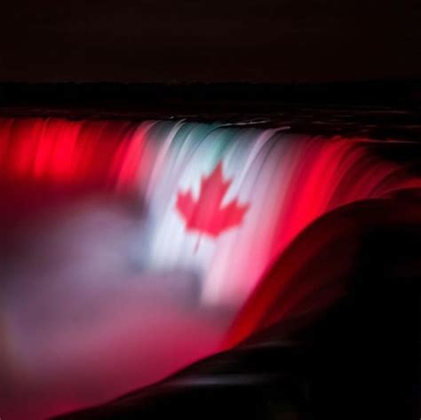 Was the Canadian Flag Displayed Across Niagara Falls? | Snopes.com